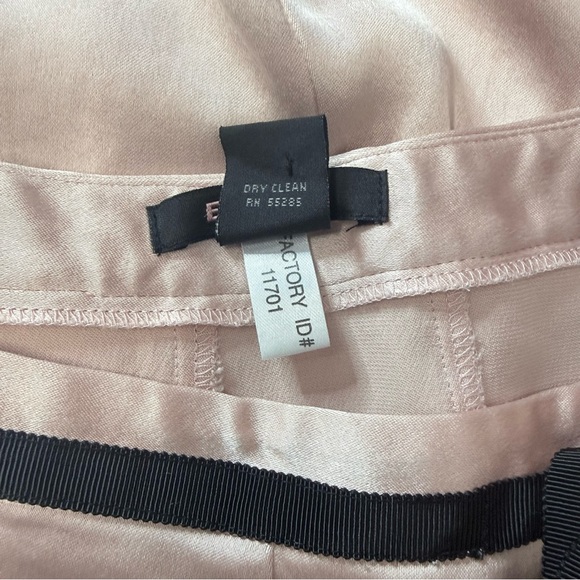 Express 100% Silk Blush Pink A-Line Midi Skirt Black Trim Bow Size 2 - Picture 10 of 10